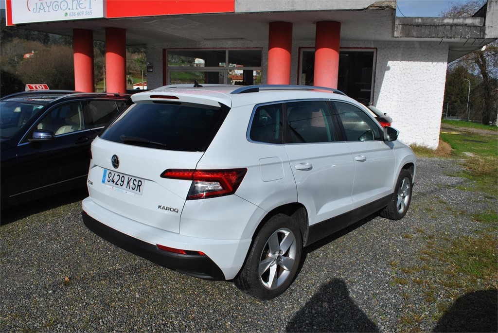 Foto 4 SKODA KAROQ