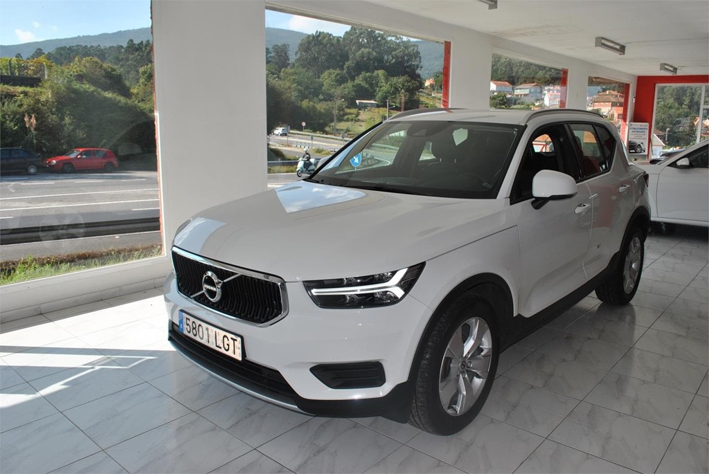 Foto 1 VOLVO XC40 D3 BUSSINES PLUS AUTO